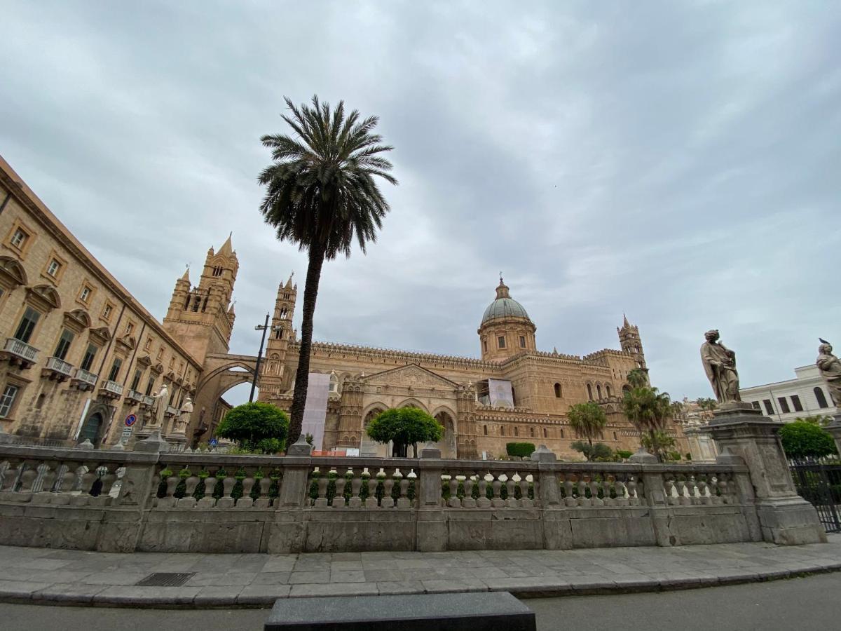 La Piccola Formica Charme Rooms Palermo Esterno foto